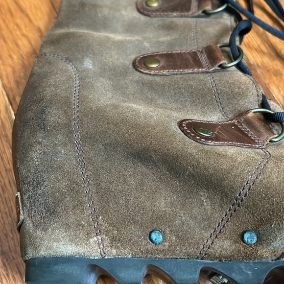 Sorel Leather Lace-up Platform Boots - Picture 12 of 17